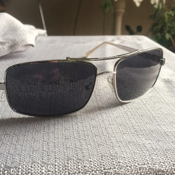 GUESS Mens Sunglasses Sil-3 GU6710 - Picture 7 of 10